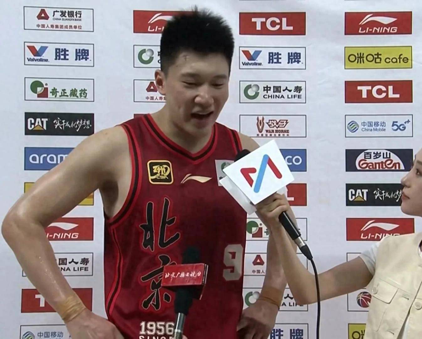 关于蒙古男篮运动员实力抢眼，积极备战的信息
