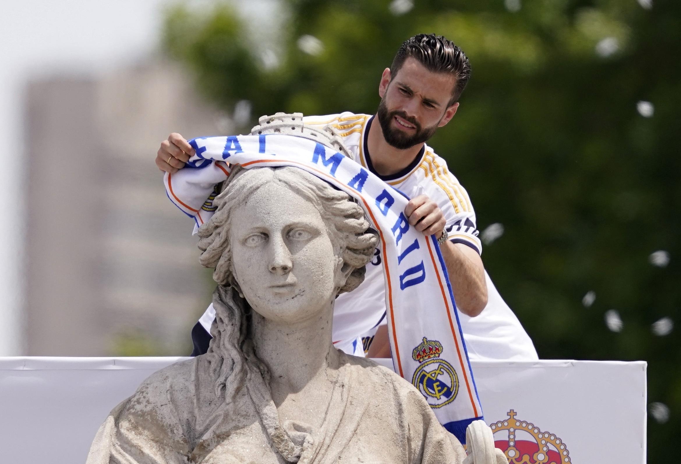 足球世界杯即将开幕，球迷翘首以待